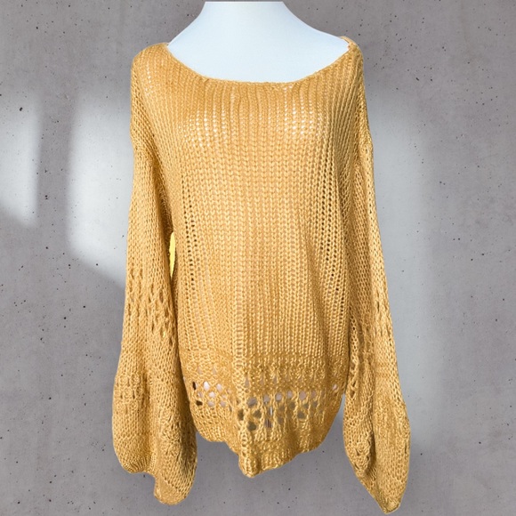 'Skyla' Bubble Sleeve Sweater - Picture 2 of 2
